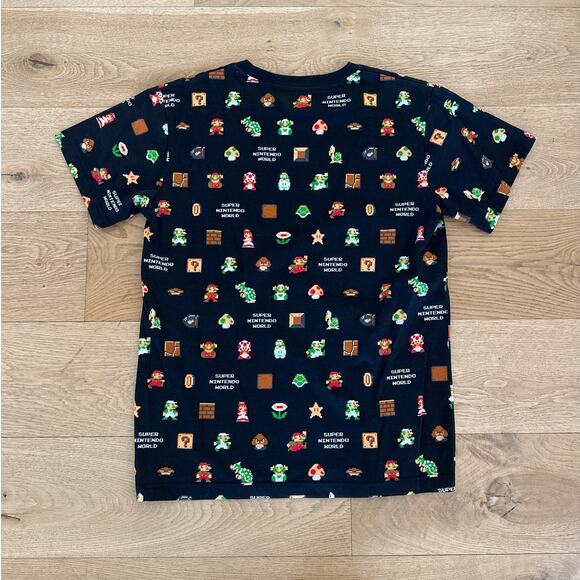 Universal Studios Japan x Super Nintendo World - Crew Neck tee in Black Multi - Picture 4 of 4